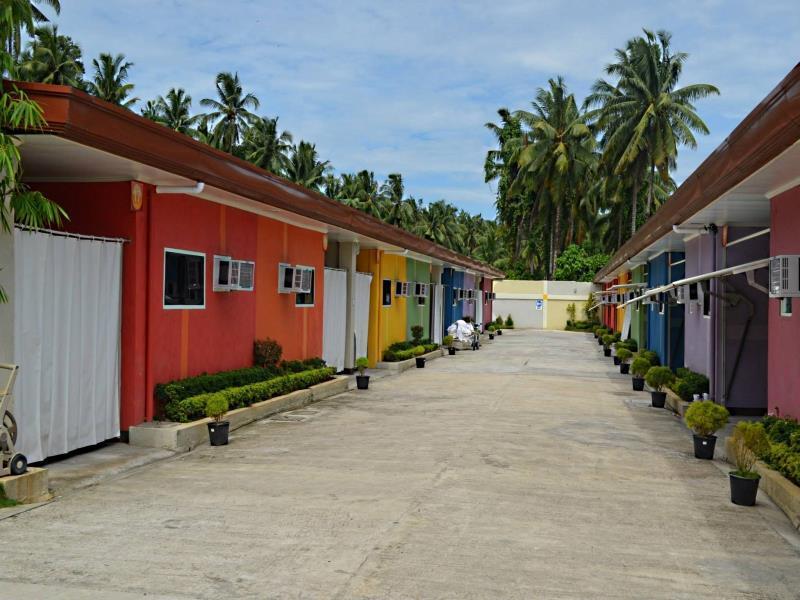 Rainbow Romanz Garden Inn Tagum Exteriér fotografie